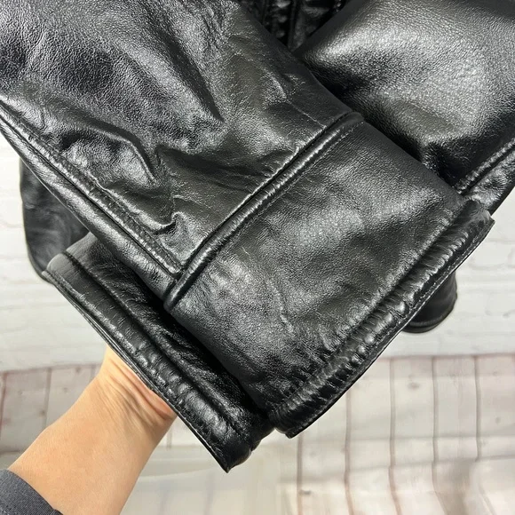WOMENS! NWOT |•WILSONS LEATHER•| Black Leather Heavy Fur Lined Hooded Jacket - Picture 7 of 16
